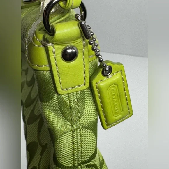 Coach Signature Lime Green Mini Convertible Shoulder/Wristlet bag - Picture 9 of 16